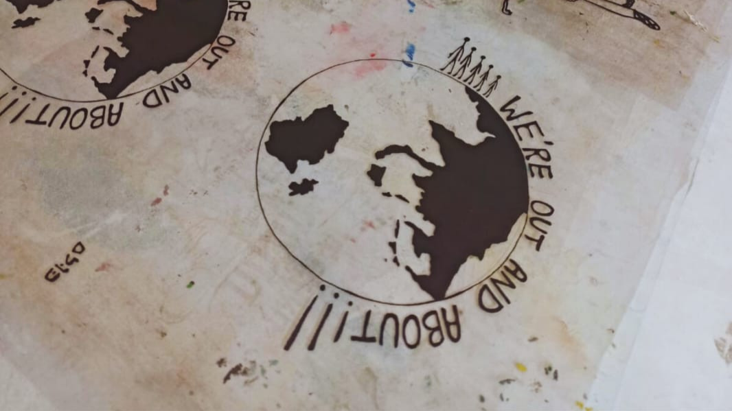 שקף עם ציור ידני